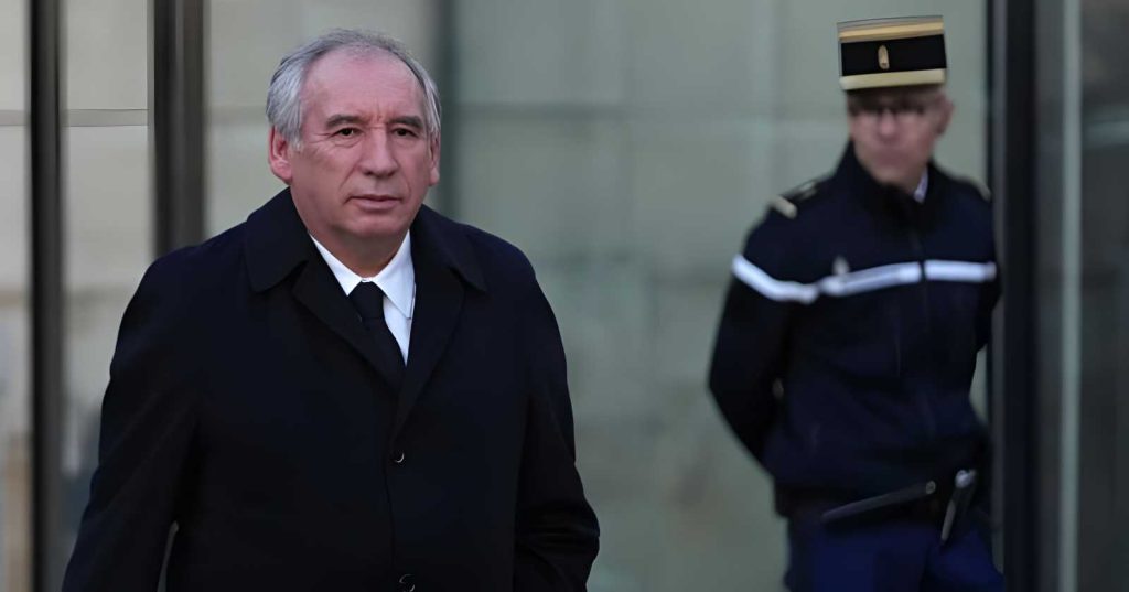 Nuovo governo Bayrou: il ruolo decisivo di Marine Le Pen e le reazioni politiche