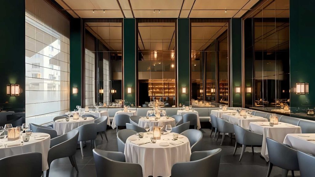 Armani apre un nuovo ristorante a New York: cucina italiana su Madison Avenue