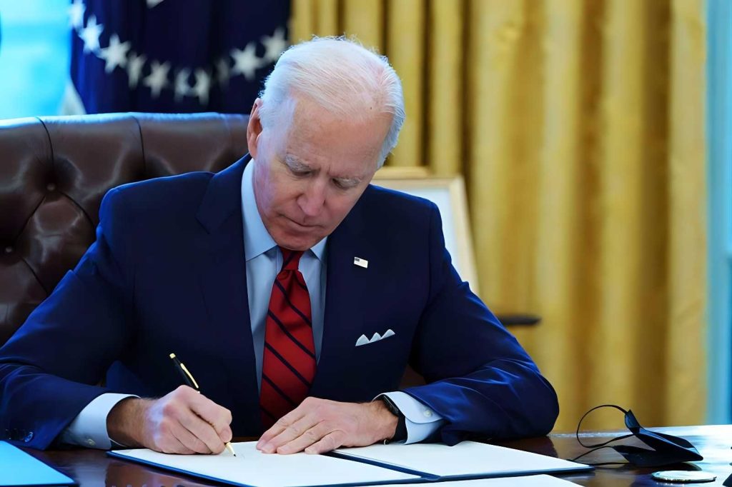 Biden e la controversa dichiarazione sull’ERA: Divergenze nell’eredità delle politiche sui diritti riproduttivi