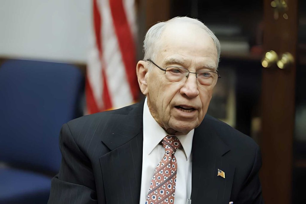 Chuck Grassley: il senatore ultranovantenne che difende il Congresso e affronta le sfide moderne