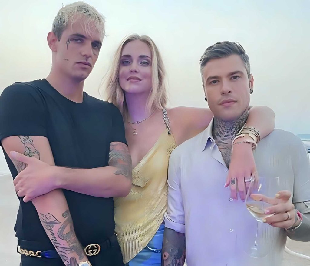 Achille Lauro rompe il silenzio sul gossip con Chiara Ferragni: la risposta al caso Corona